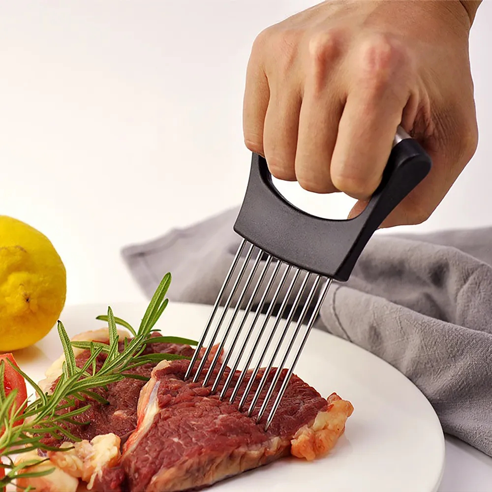 Stainless Steel Onion Holder and Slicer - Safe Kitchen Tool