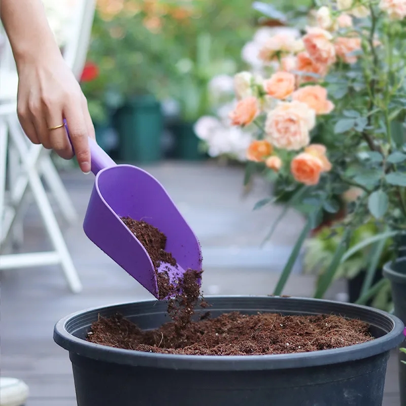 Heavy-Duty Plastic Gardening Shovel Cat Litter Scoop